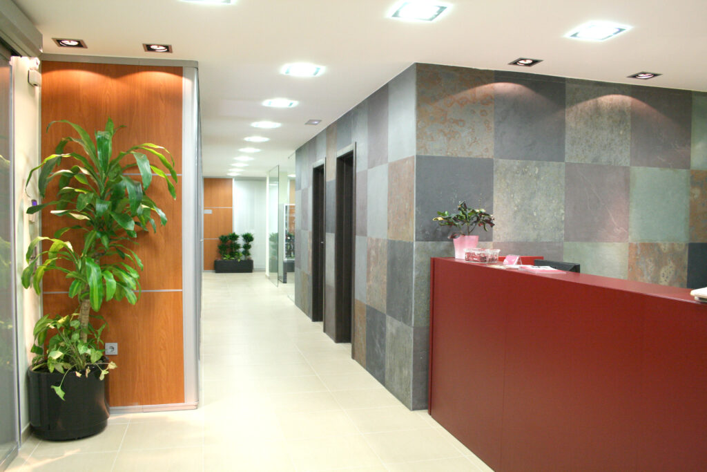 Recepción de foroMagno en Avenida Maisonnave Alicante